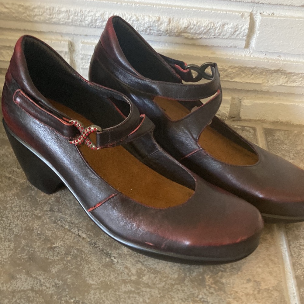 FINAL PRICE NWOTNaot Black Oxblood Mary Jane Heels Rhinestone Adjustable Velcro